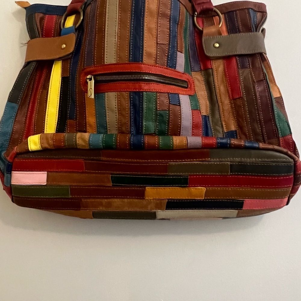 AmeriLeather Rainbow Mazy Leather Large Tote - Picture 4 of 5